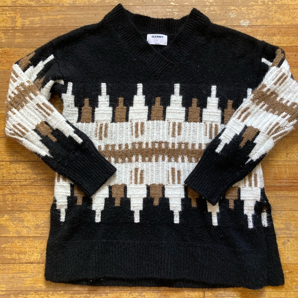 Old Navy Neutral Tan + Black + White Knit V-Neck Sweater